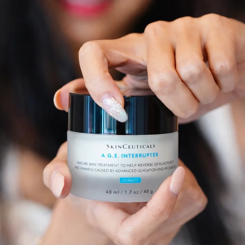 SkinCeuticals AGE Interrupter Advanced image 3